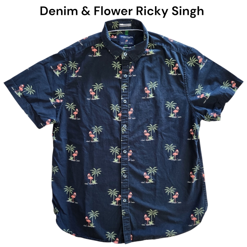 Denim & Flower Ricky Singh Santa Hat Pink Flamingo Short Sleeve Shirt Men's L